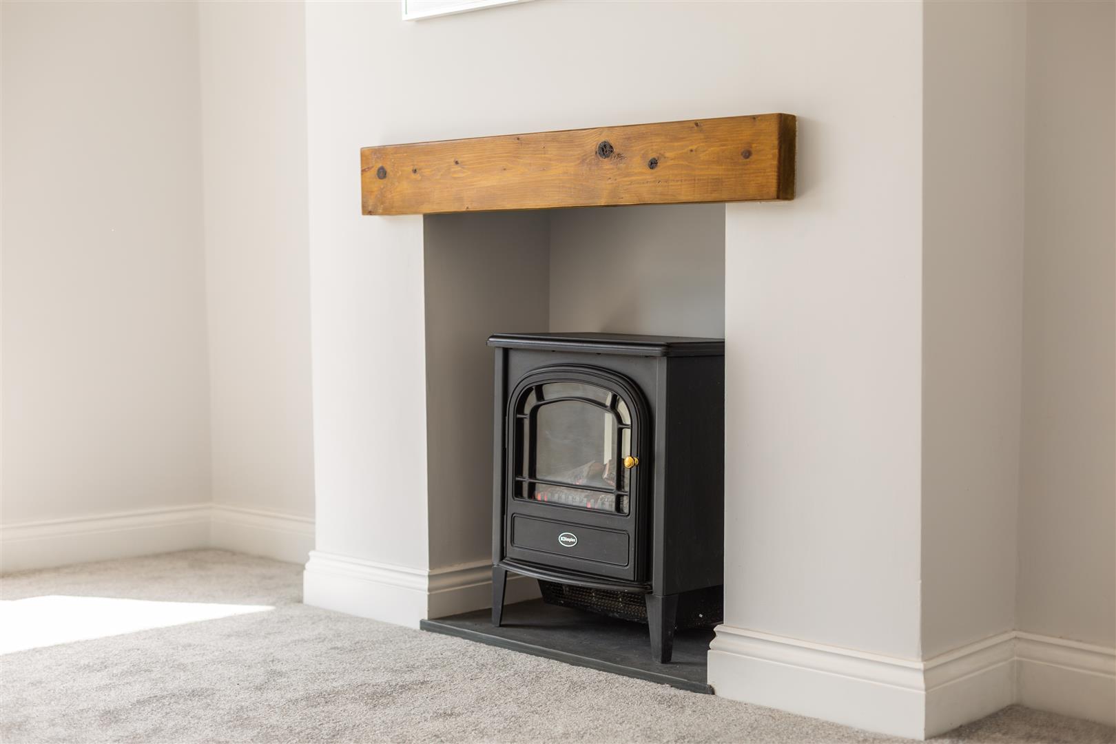 High Street, Clydach, Swansea, SA6 5LN